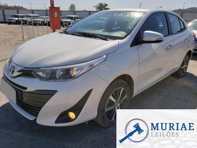 TOYOTA YARIS 19/19
