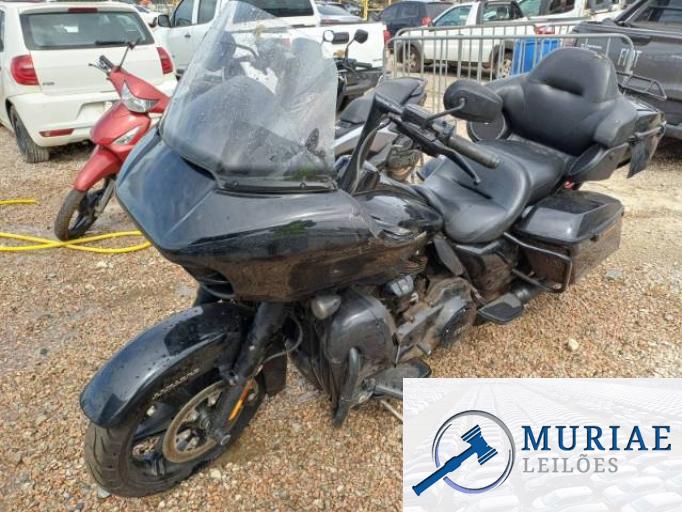 HARLEY-DAVIDSON TOURING 19/20