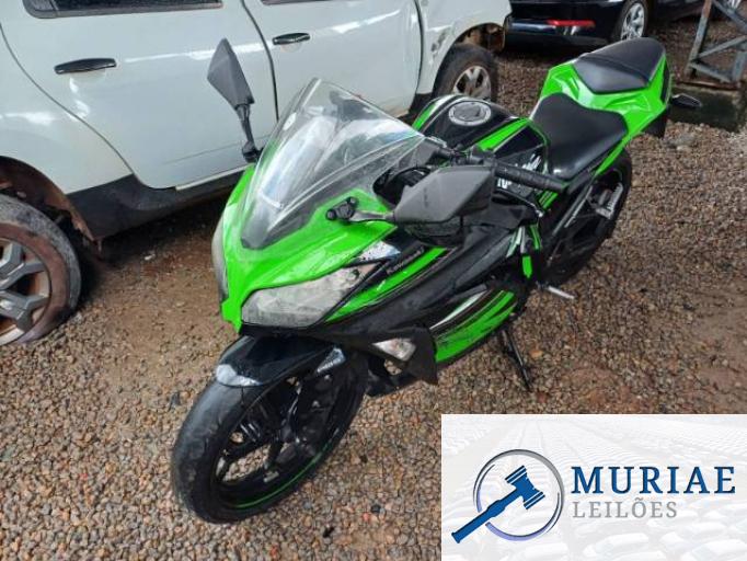 KAWASAKI NINJA 300 18/18