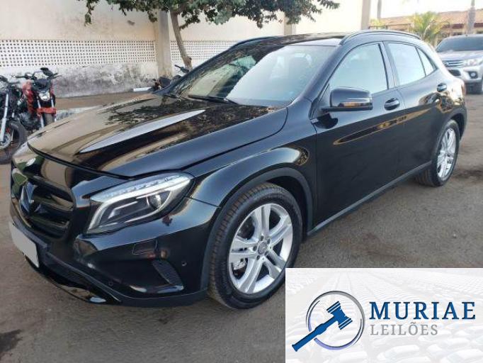 MERCEDES BENZ CLASSE GLA 250 15/15
