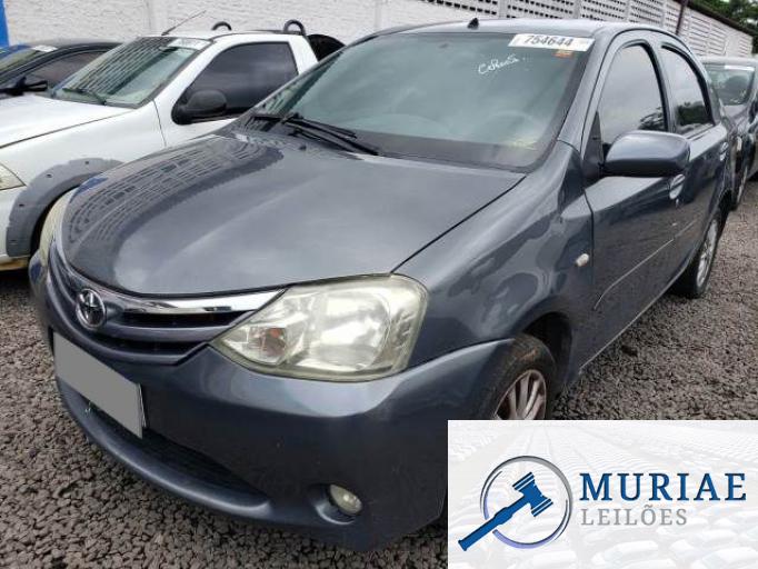TOYOTA ETIOS SEDAN 12/13
