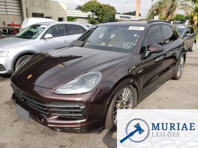 PORSCHE CAYENNE 22/23