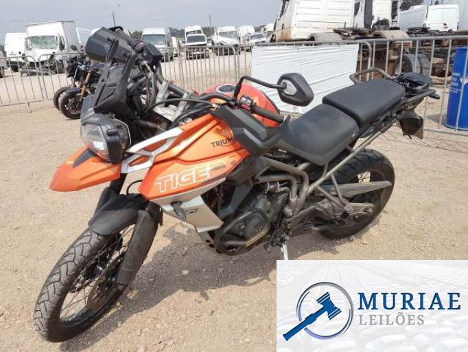 TRIUMPH TIGER 800 19/20