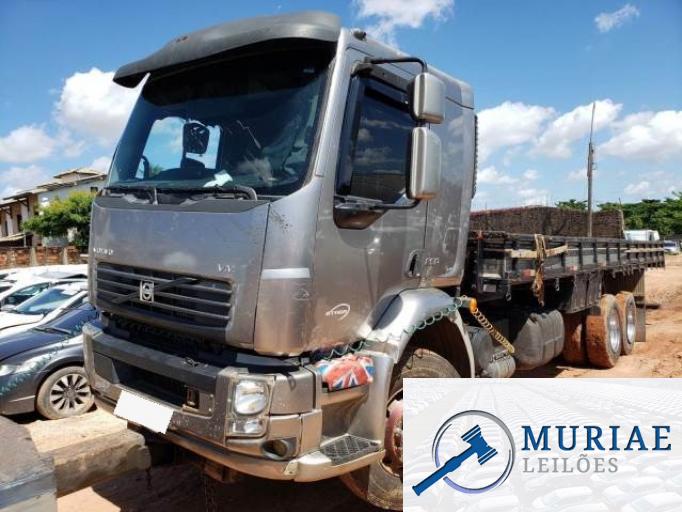 VOLVO VM 260R 10/11